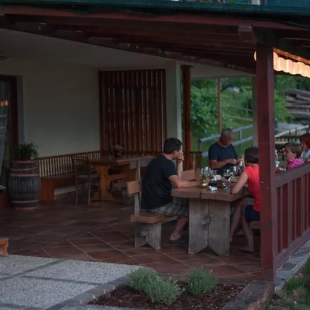 Séjour à la ferme Tourist Farm Pri Kafolu Tolmin