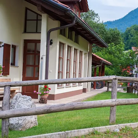 Tourist Farm Pri Kafolu Tolmin