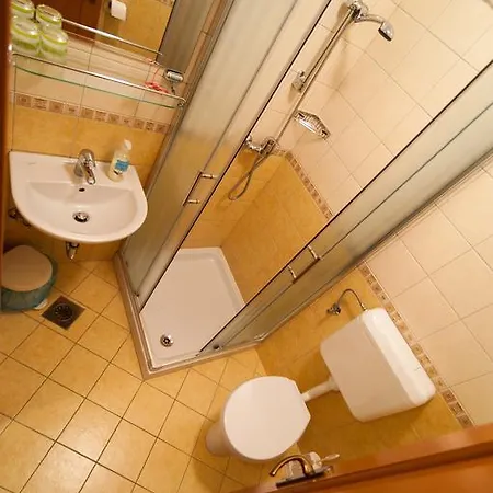 Tourist Farm Pri Kafolu Feriegård Tolmin