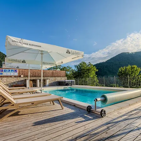 Tourist Farm Pri Kafolu Tolmin