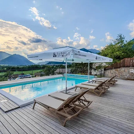 Alloggio per agriturismo Tourist Farm Pri Kafolu