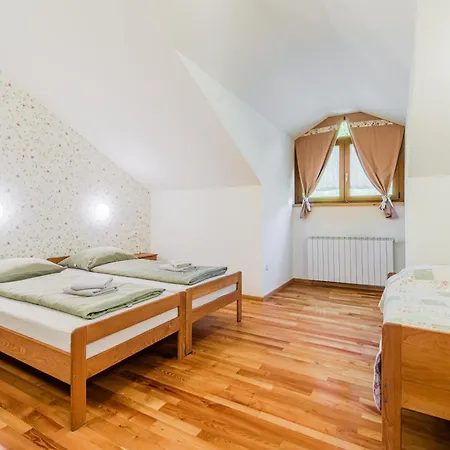 Tourist Farm Pri Kafolu Alloggio per agriturismo