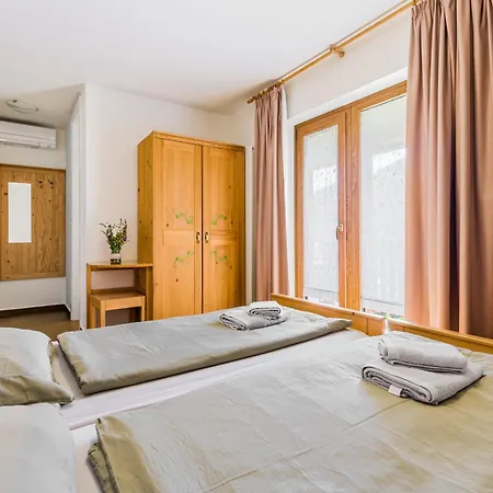 Alloggio per agriturismo Tourist Farm Pri Kafolu